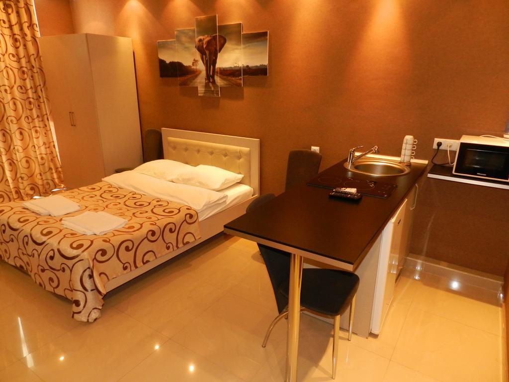Aparthotel In Orbi Sea Towers Batumi Exterior photo